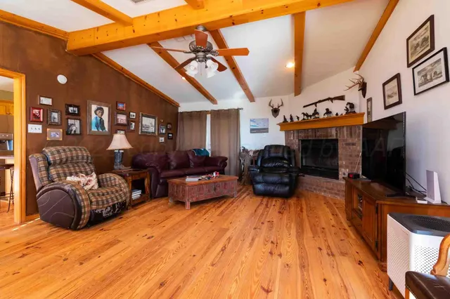 $5,839,250 | Reeves Ranch, Memphis, TX 79245