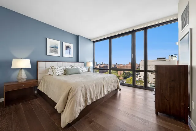 $1,948,000 | 302 East 96th Street, Unit 1403 | Upper East Side