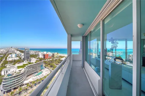 $2,750,000 | 400 South Pointe Drive, Unit 2310, Miami Beach, FL 33139