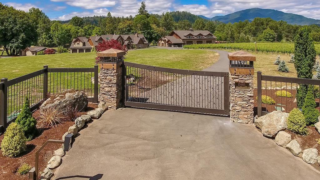 15985 North Applegate Road Grants Pass, OR 97527 - Photo 6 of 35 Additional Photo