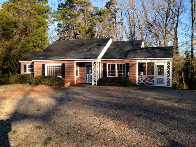 319 Sunset Terrace, Unit 3 Forsyth, GA 31029 - Photo 1 of 20 Primary Photo