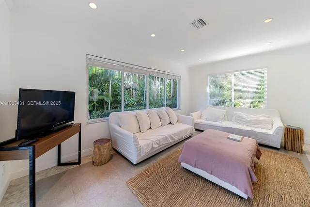 $13,500 | 1230 96th Street, Bay Harbor Islands, FL 33154