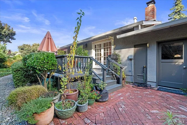 $1,200,000 | 2539 Rollingwood Drive, Napa, CA 94558