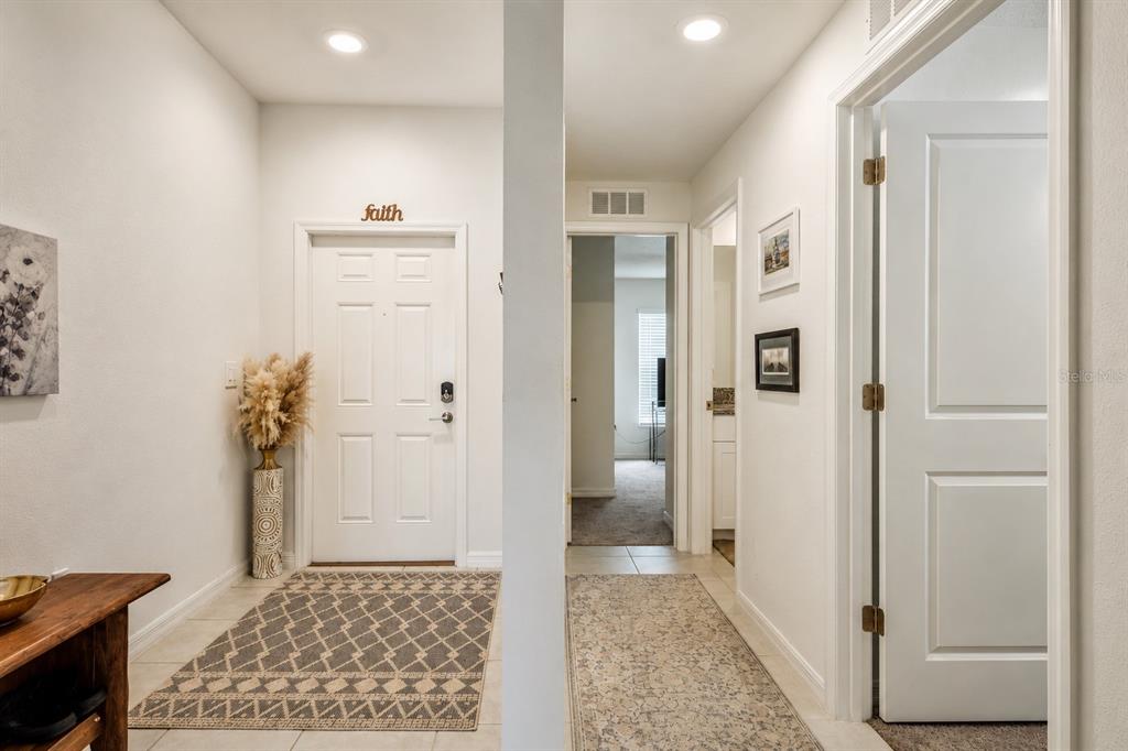 13191 Garnet Raspberry Avenue Wimauma, FL 33598 - Photo 4 of 19
