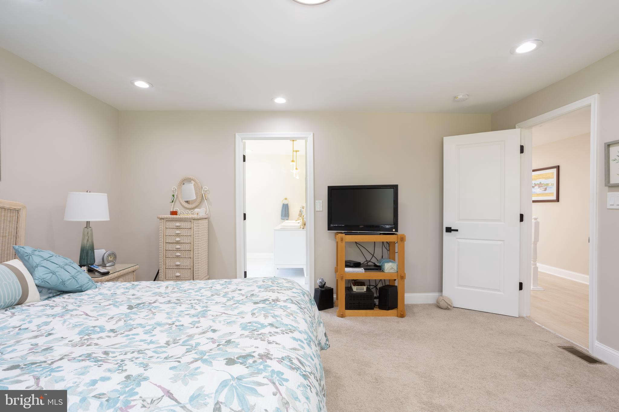 13829 Manor Glen Road Baldwin, MD 21013 - Photo 41 of 82 Primary Bedroom