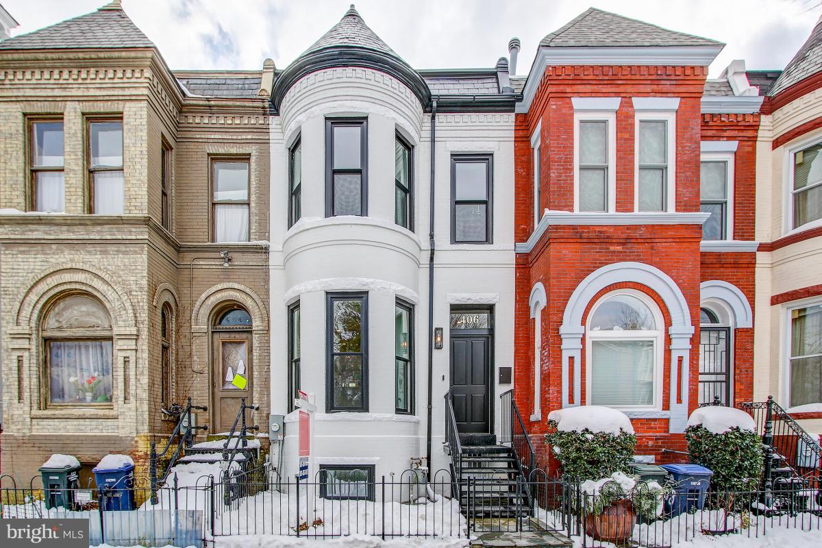 Beautiful Victorian facade