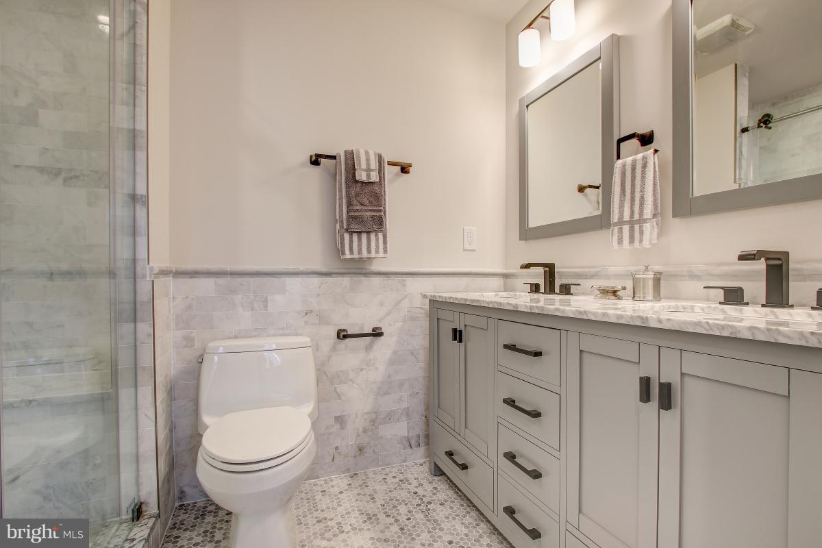 406 N Street Northwest Washington, DC 20001 - Photo 26 of 30 Double vanity in master bath