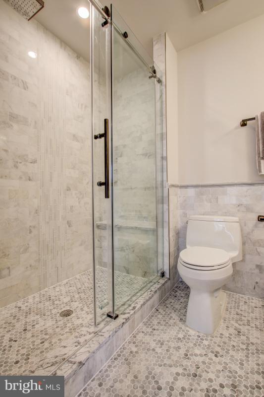 406 N Street Northwest Washington, DC 20001 - Photo 27 of 30 Spa-inspired master bath & shower