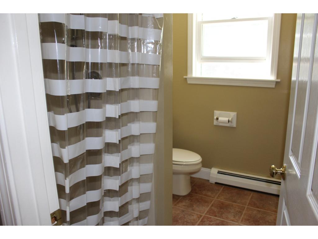 411 Hall Road Barrington, NH 03825 - Photo 8 of 27