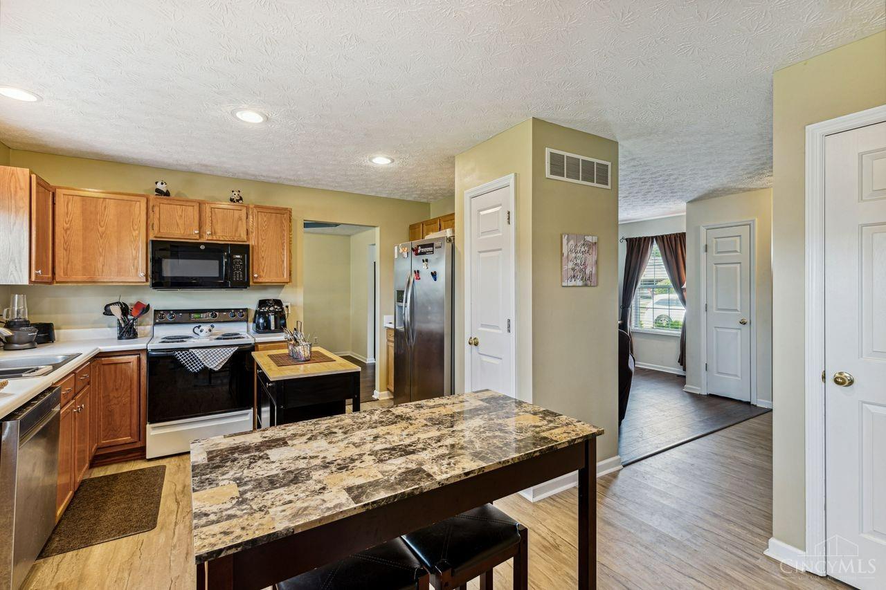 425 Misty Dawn Road Maineville, OH 45039 - Photo 12 of 34 Gallery Image 12