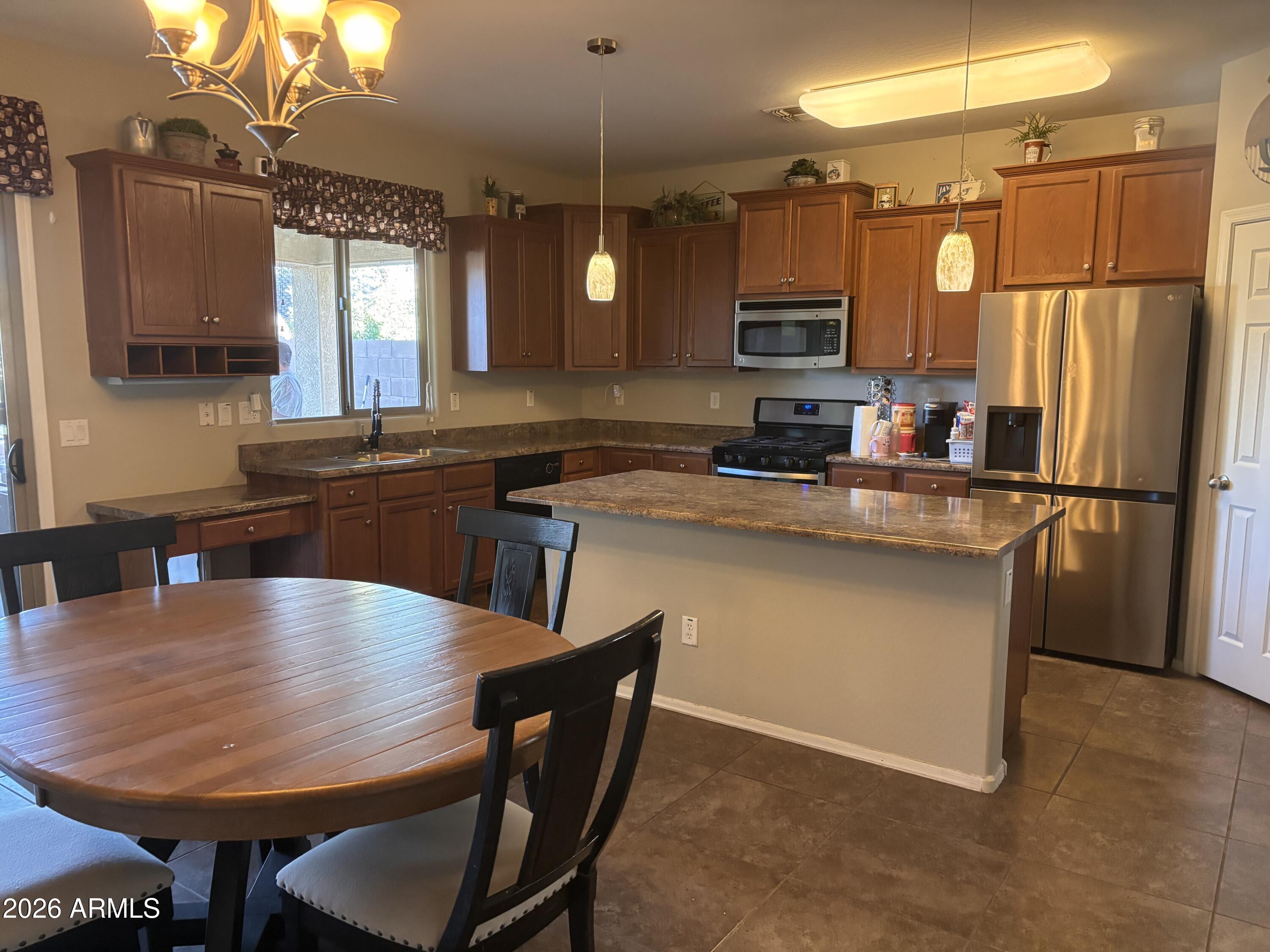 6942 West Harwell Road Laveen, AZ 85339 - Photo 2 of 3 IMG_1519