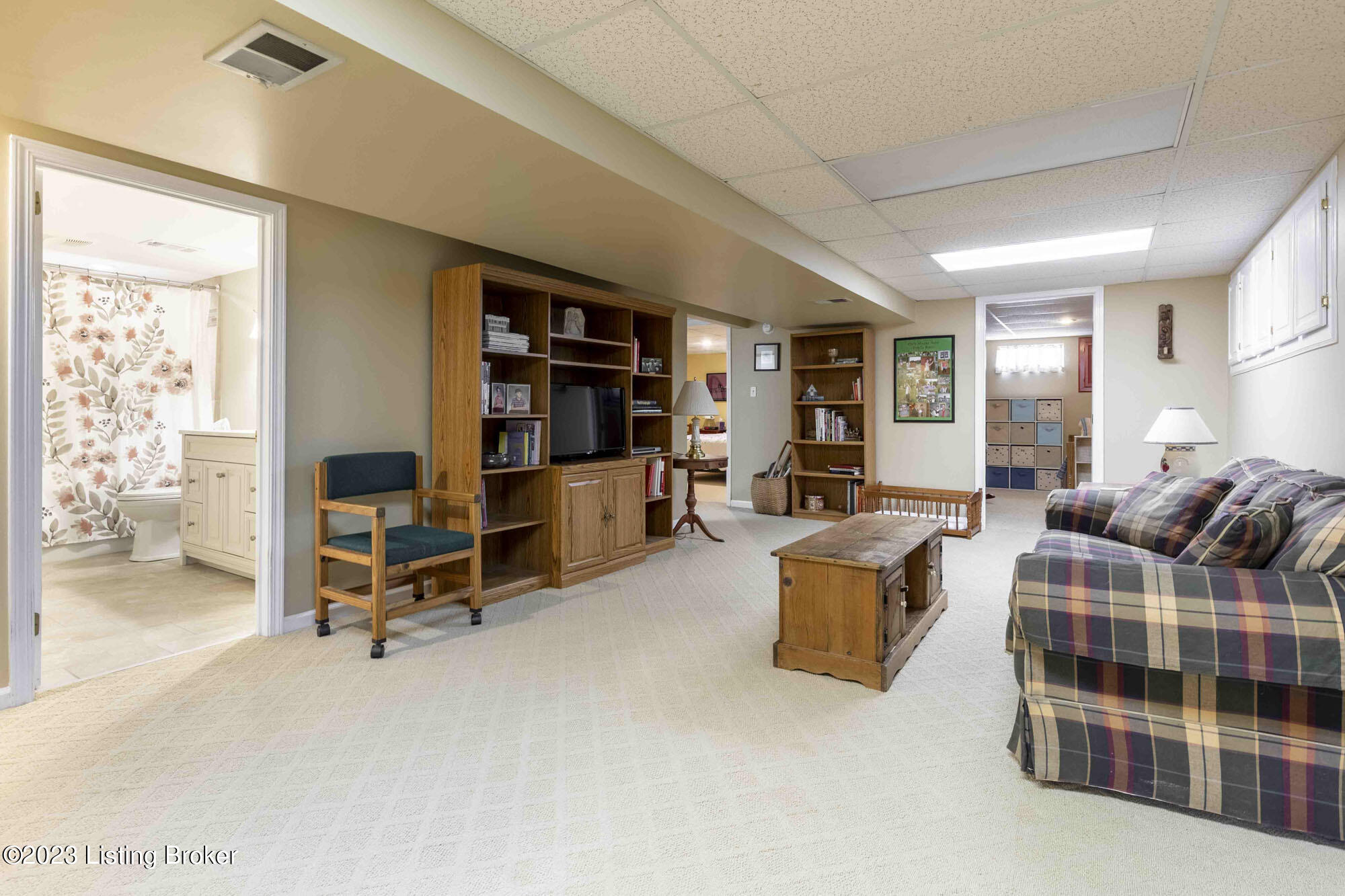 6601 Windhurst Road Louisville, KY 40207 - Photo 33 of 48 DC91FDE6-067C-4A63-8CF8-AA5B12495743