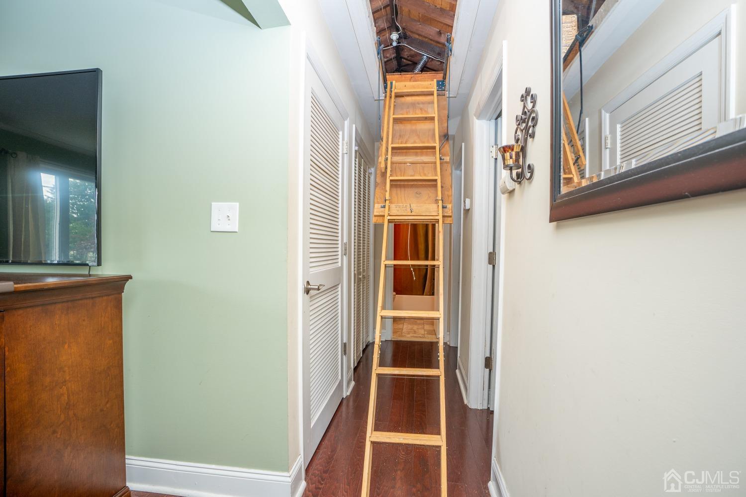 24 Kenmore Road Edison, NJ 08817 - Photo 16 of 21