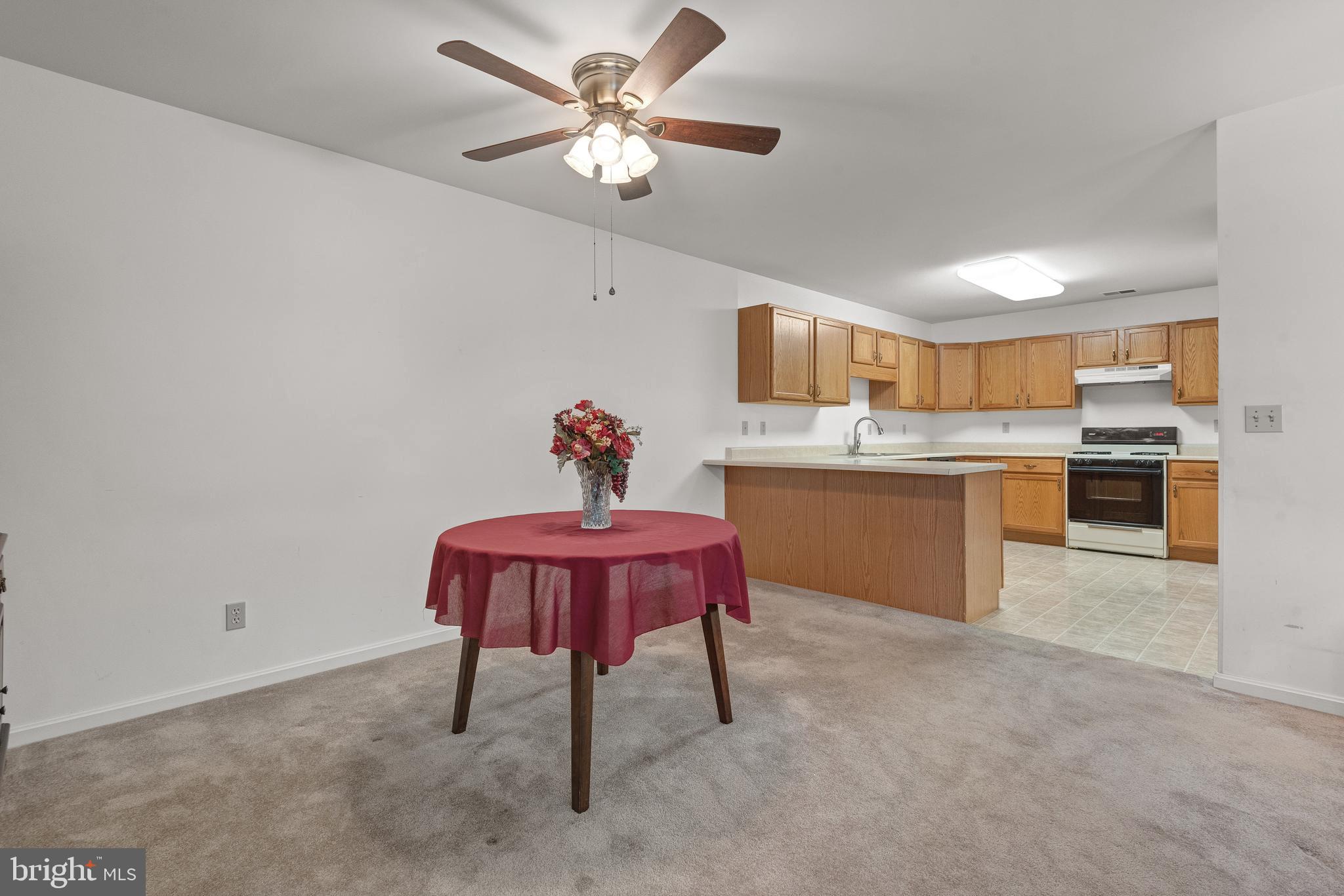 3024 Lakefield Road, Unit 3024 York, PA 17402 - Photo 11 of 31 Gallery Image 11