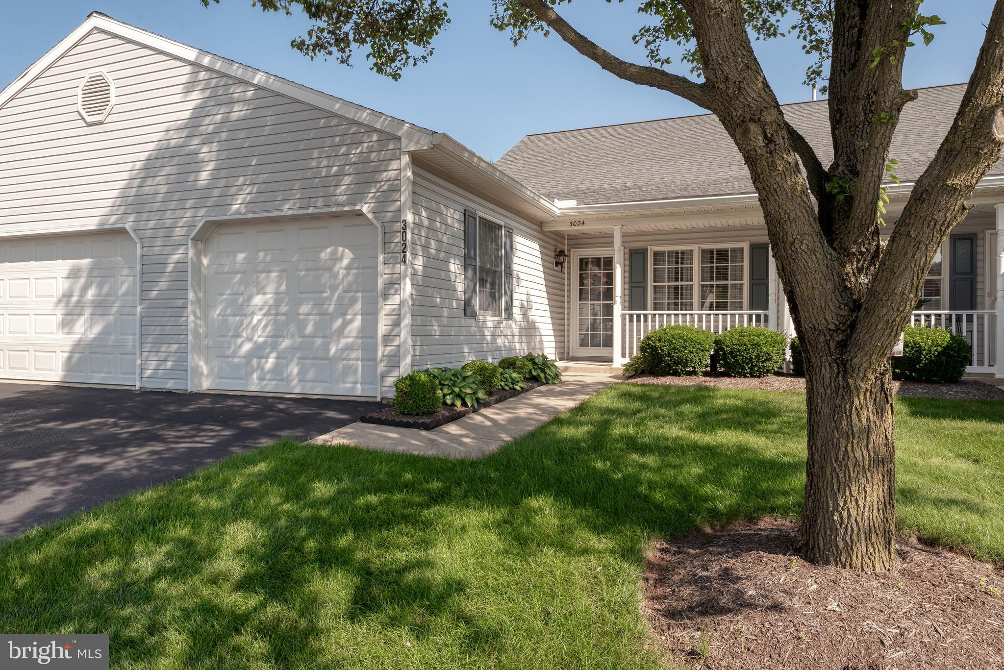 3024 Lakefield Road, Unit 3024 York, PA 17402 - Photo 2 of 31 Gallery Image 2