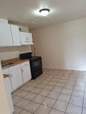 $895 | 152 Rosalie Drive, Avondale, LA 70094