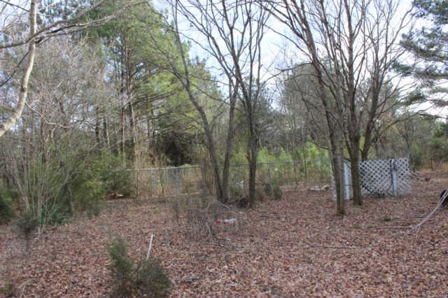 1872 Scribners Mill Road Culleoka, TN 38451 - Photo 10 of 20 Chain link fence dog kennel 5 years old