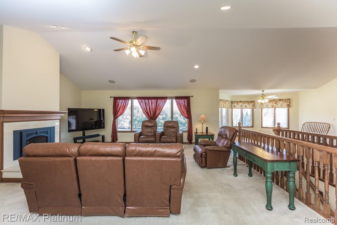 11072 Hibner Road Hartland, MI 48353 - Photo 10 of 52 AB6A9010.jpg