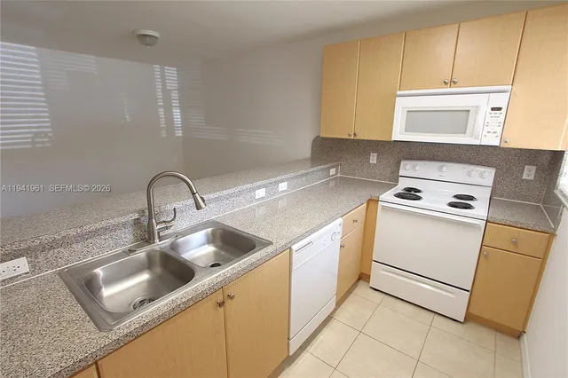 a close view of sink and tap