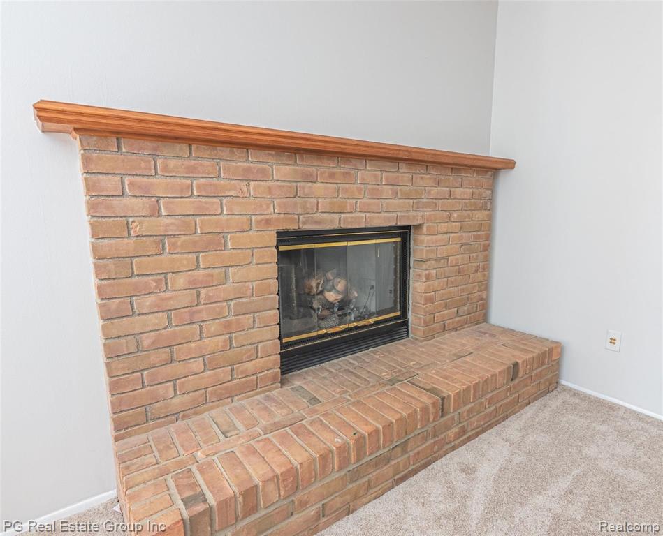 554 Tennyson Rochester Hills, MI 48307 - Photo 9 of 28