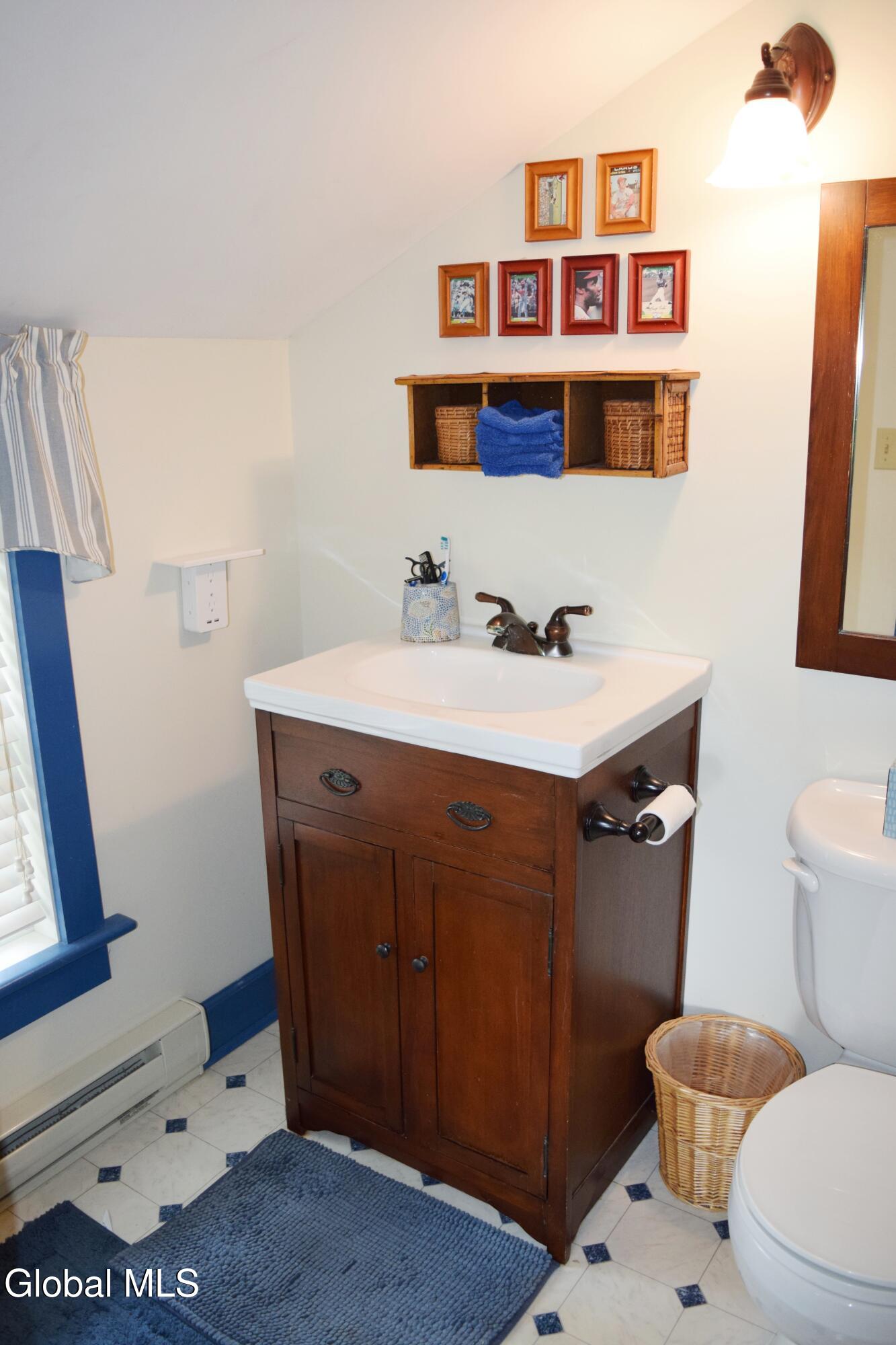 944 Stony Point Road Schodack, NY 12033 - Photo 78 of 99 Primary Bathroom
