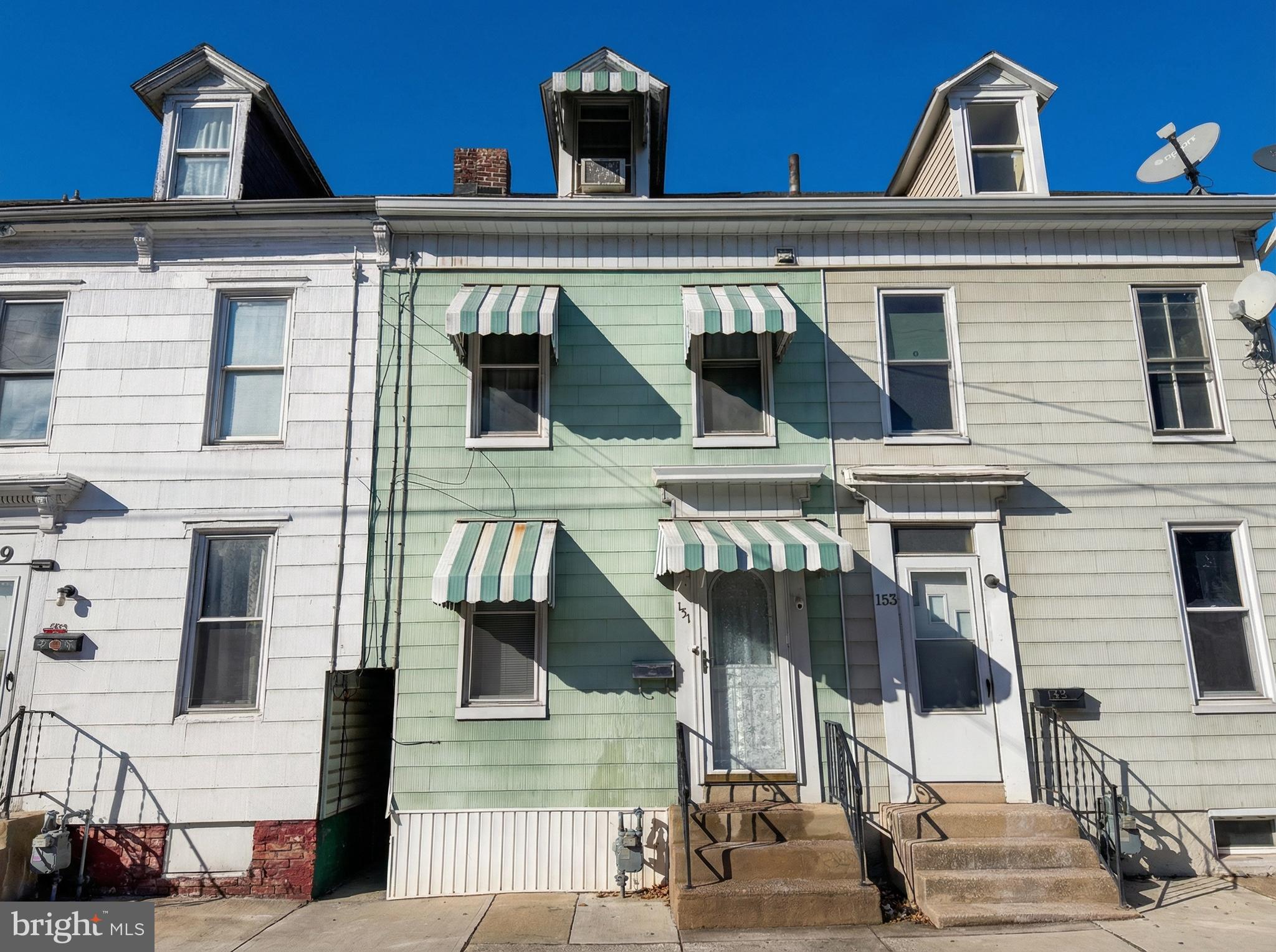 151 Arch Street York, PA 17401 - Photo 13 of 15 front view of a house with a balcony