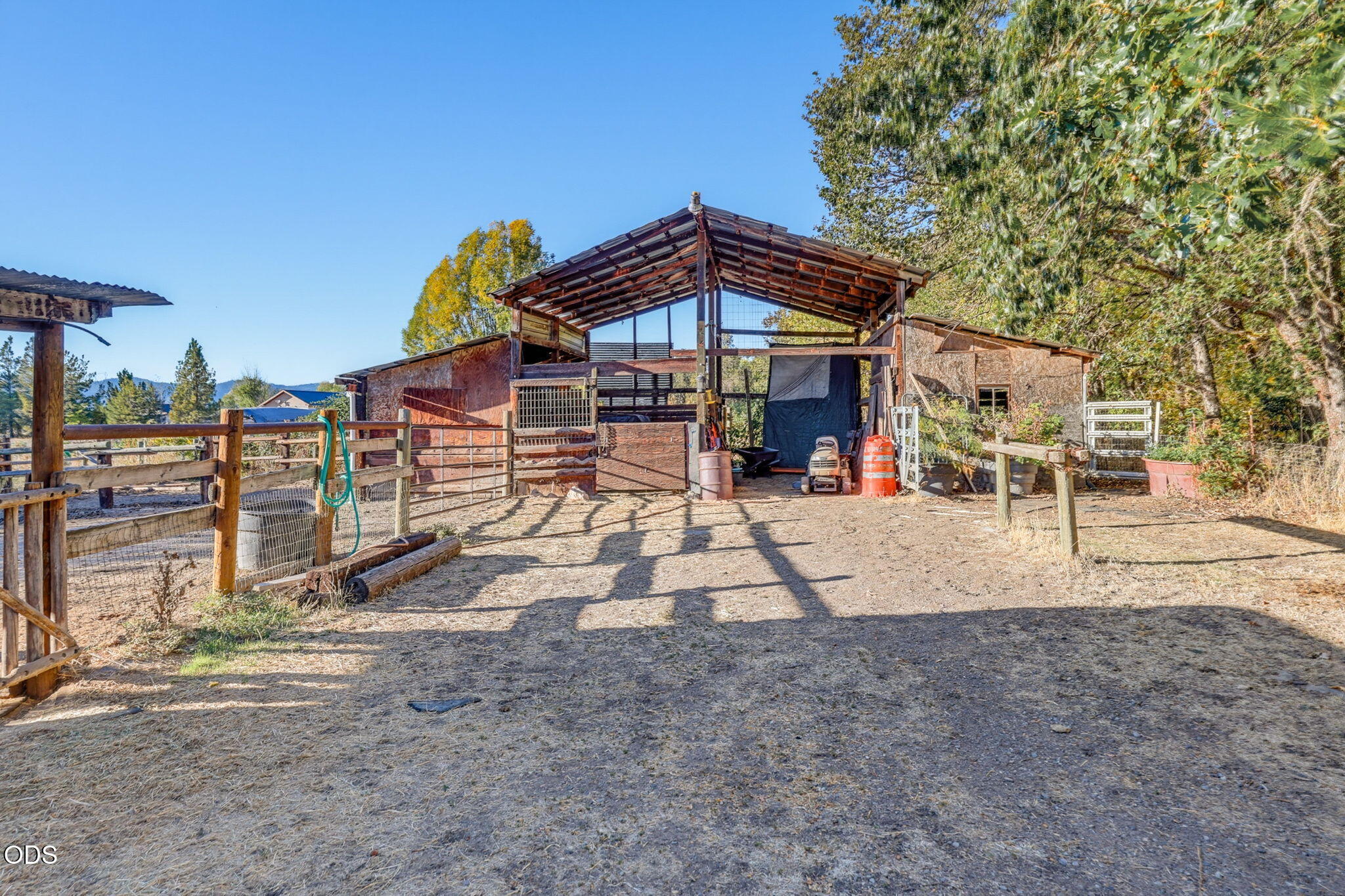 10178 Wheeler Road White City, OR 97503 - Photo 4 of 59 Gallery Image 4