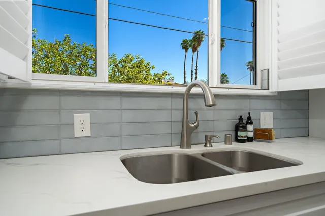 $2,700 | 68695 F Street, Cathedral City, CA 92234