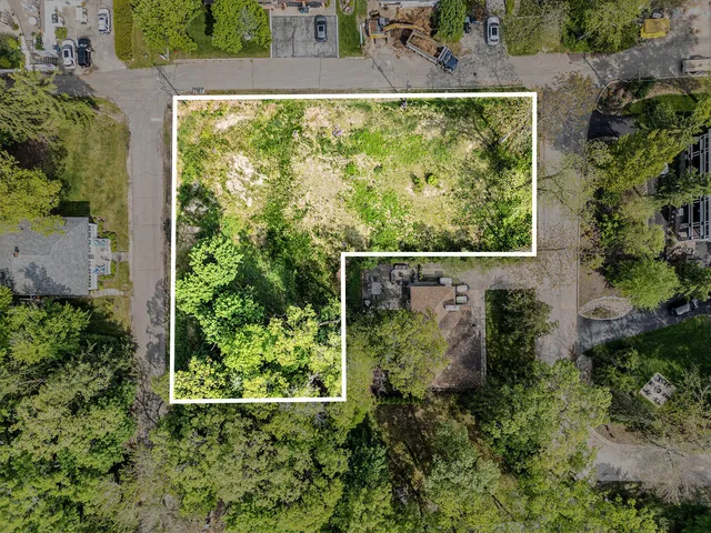 $899,999 | 47102 Cedar Avenue, New Buffalo, MI 49117