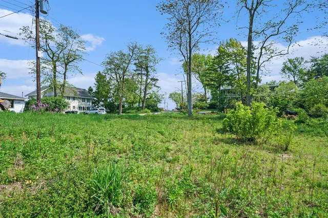 $899,999 | 47102 Cedar Avenue, New Buffalo, MI 49117