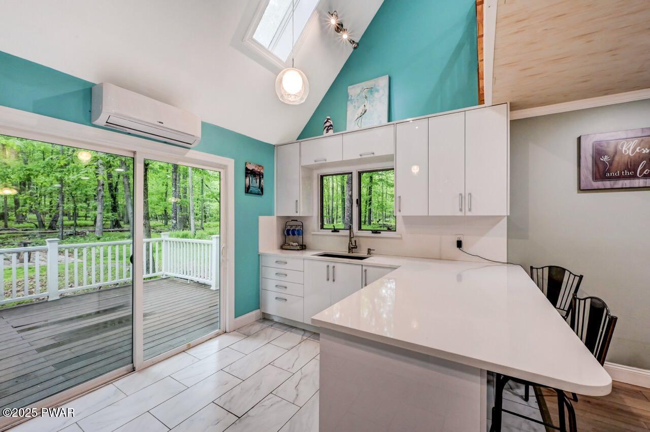 143 East Lakeview Road Lackawaxen, PA 18435 - Photo 16 of 73