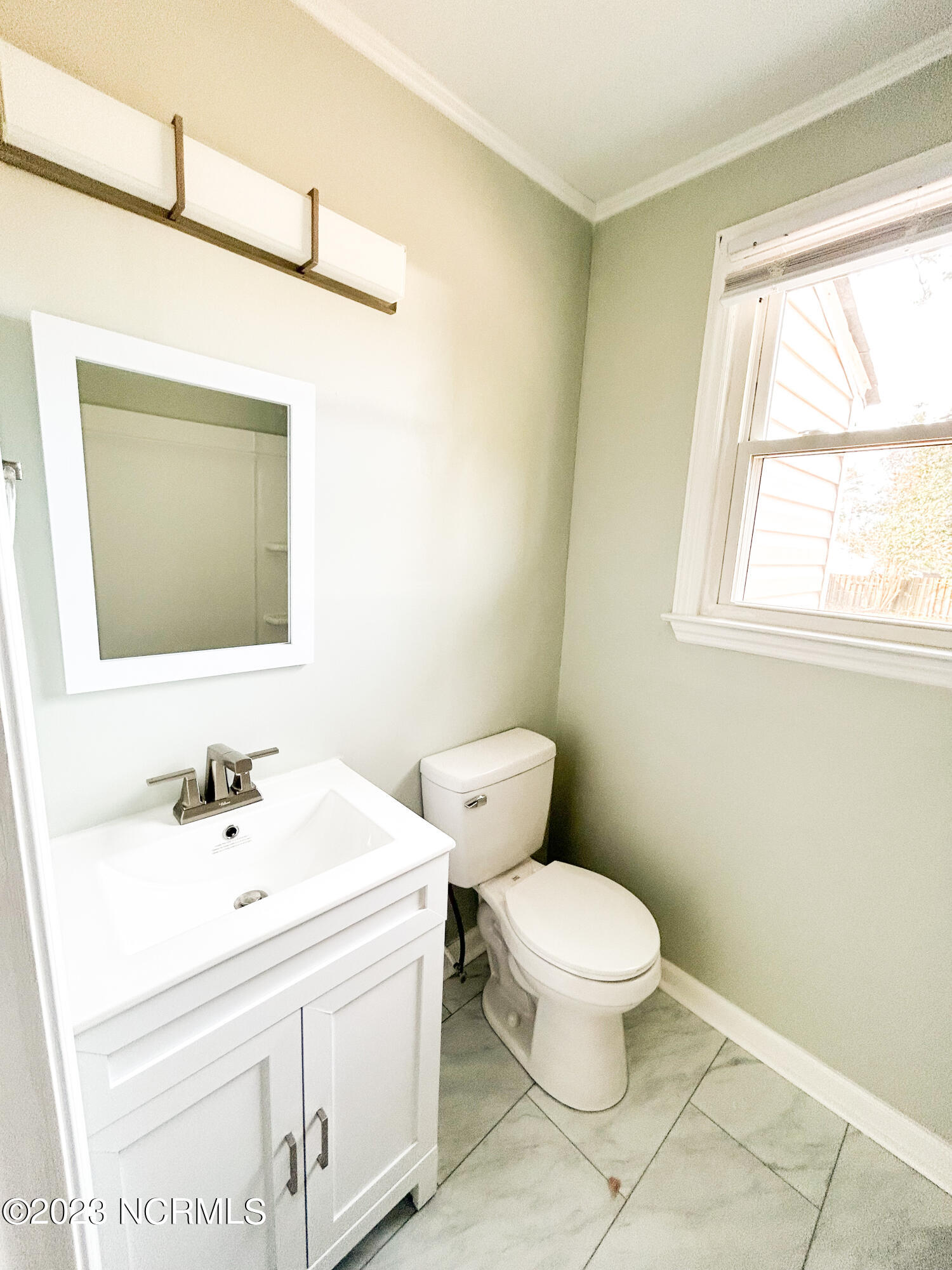 103 Robin Road Jacksonville, NC 28540 - Photo 6 of 12 IMG_0224