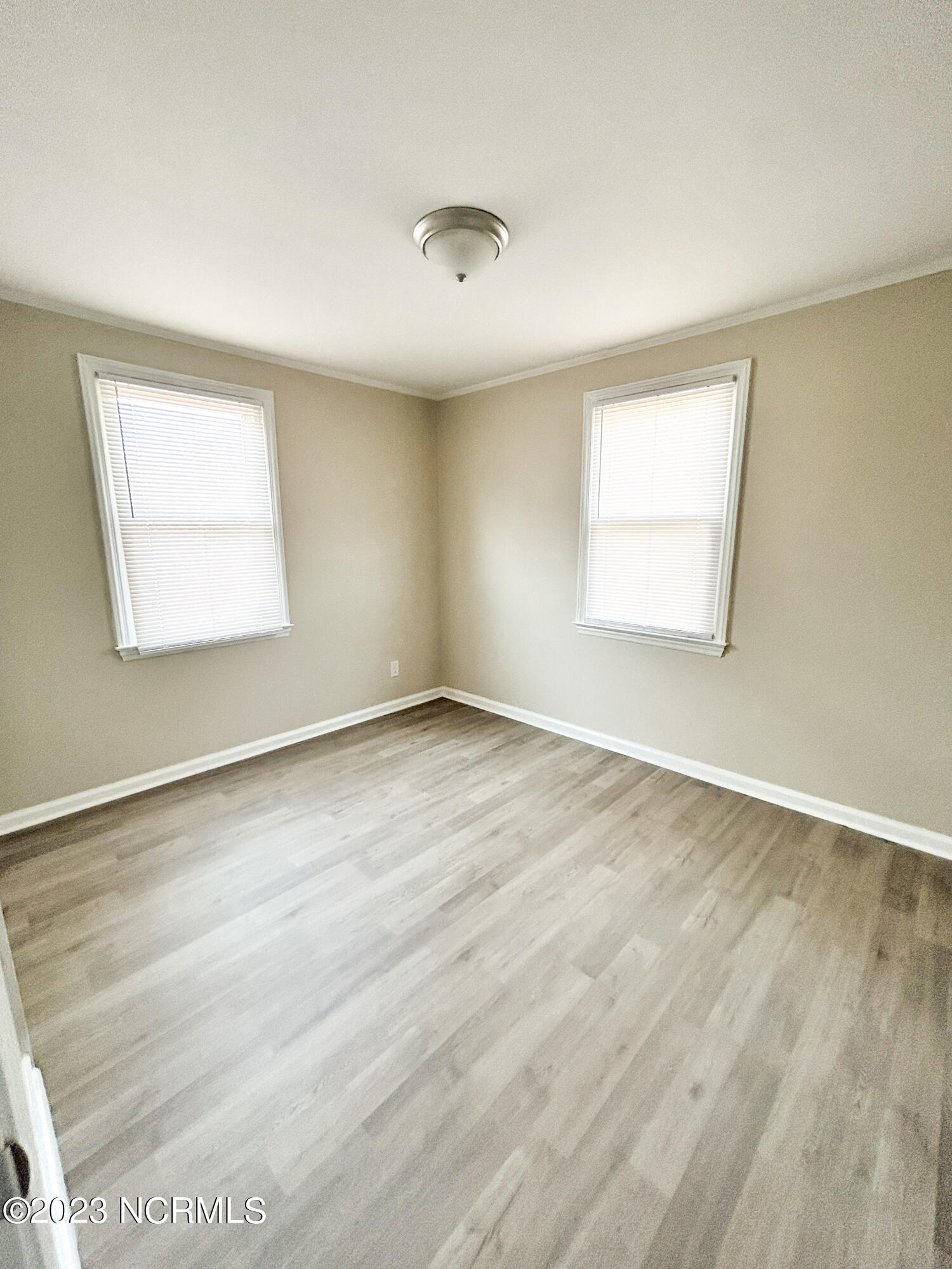 103 Robin Road Jacksonville, NC 28540 - Photo 8 of 12 IMG_0226