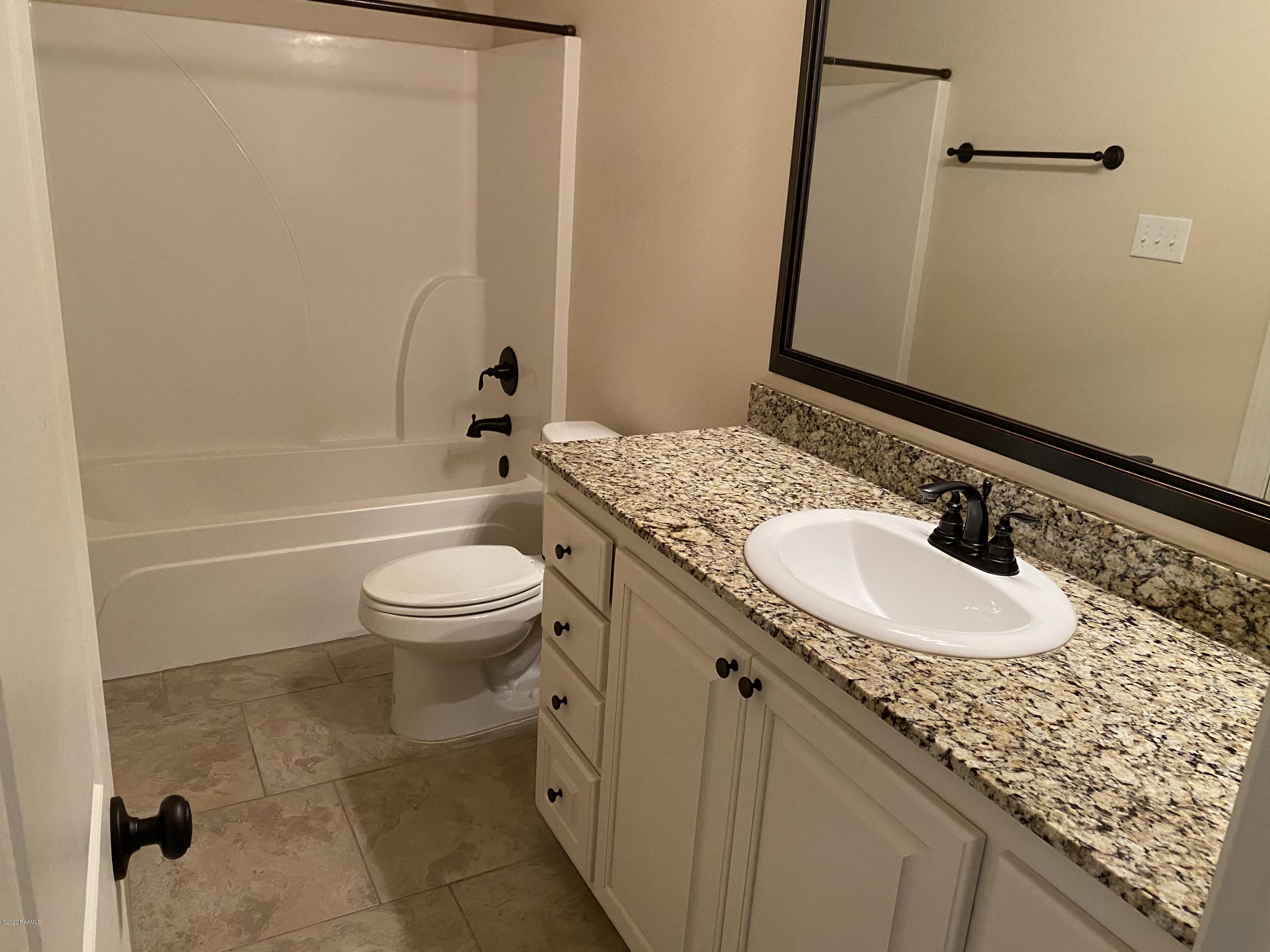 108 Whispering Meadows Road Broussard, LA 70518 - Photo 8 of 12 IMG_4561