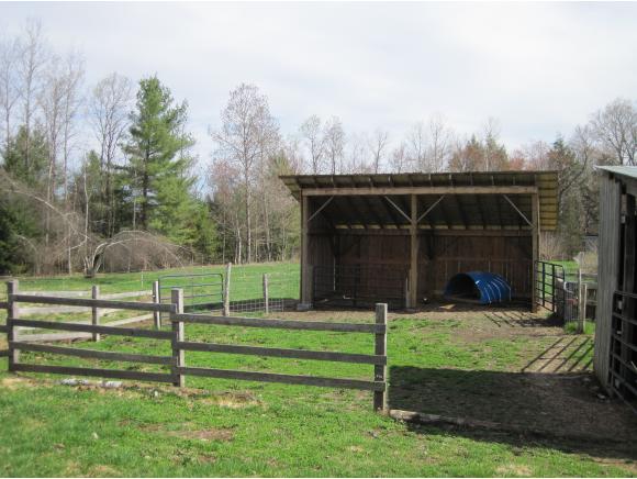138 Dix Road Hardwick, VT 05843 - Photo 4 of 22