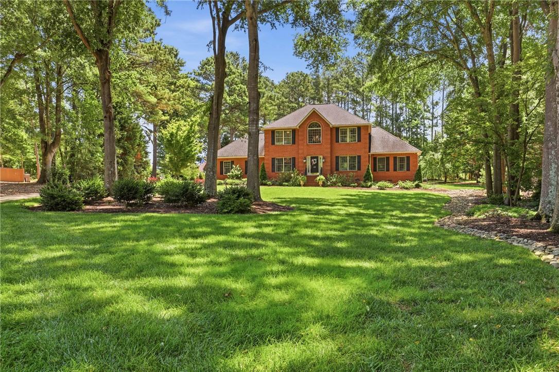 110 Hawnes Place Anderson, SC 29621 - Photo 2 of 40 Front yard