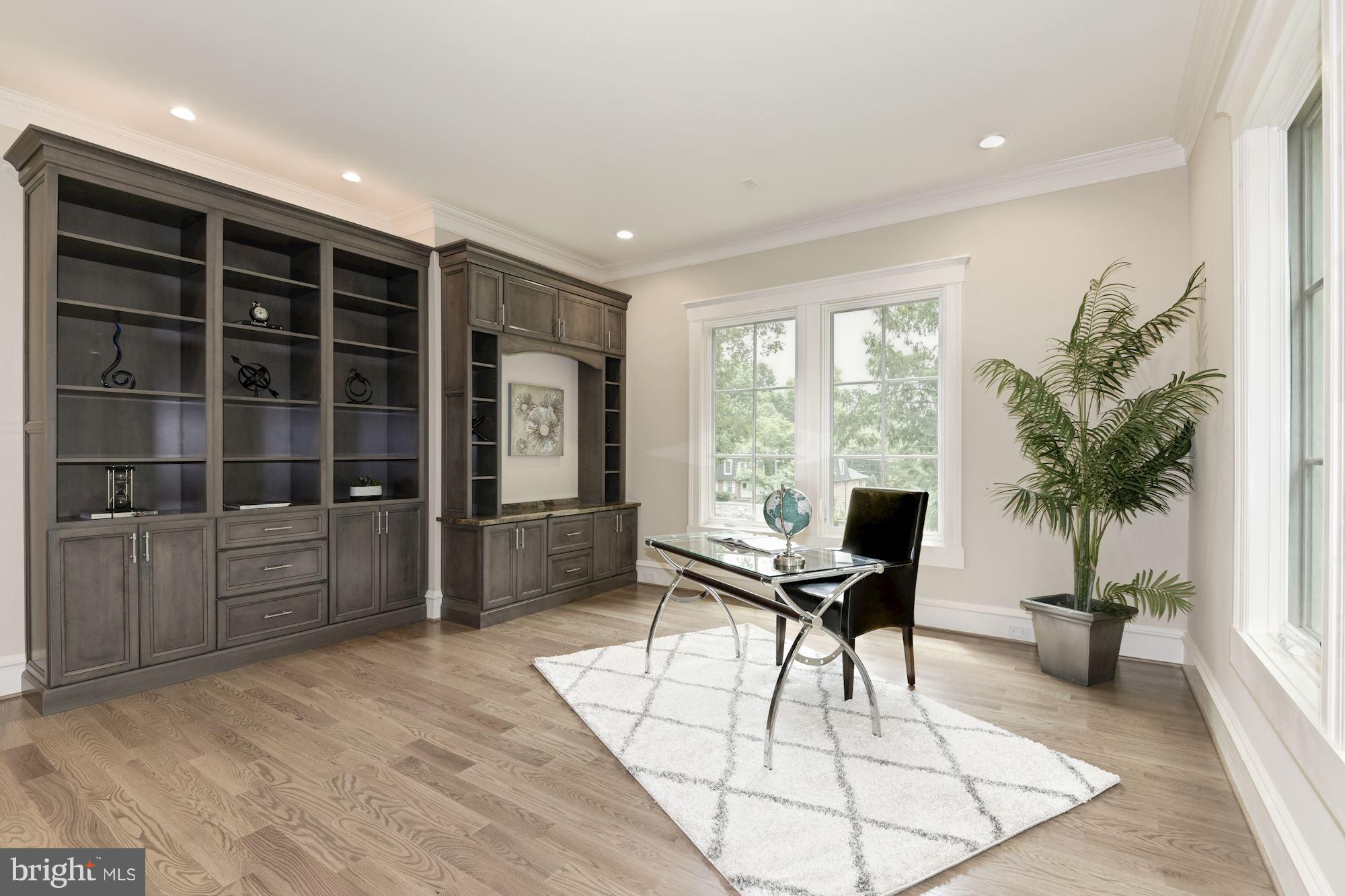 6806 Lupine Lane McLean, VA 22101 - Photo 22 of 30 OFFICE/Library