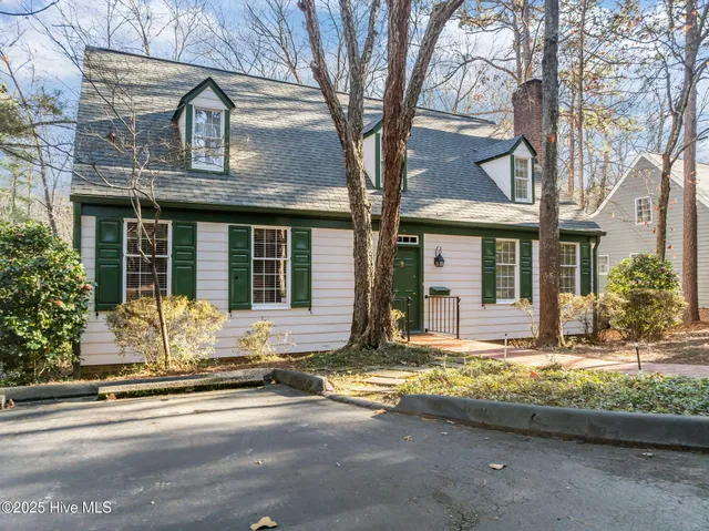 $360,000 | 6 Villagewood Circle, Southern Pines, NC 28387