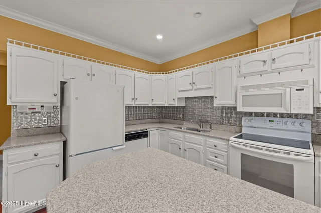 $360,000 | 6 Villagewood Circle, Southern Pines, NC 28387