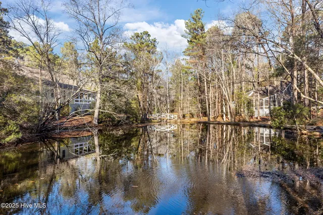$360,000 | 6 Villagewood Circle, Southern Pines, NC 28387