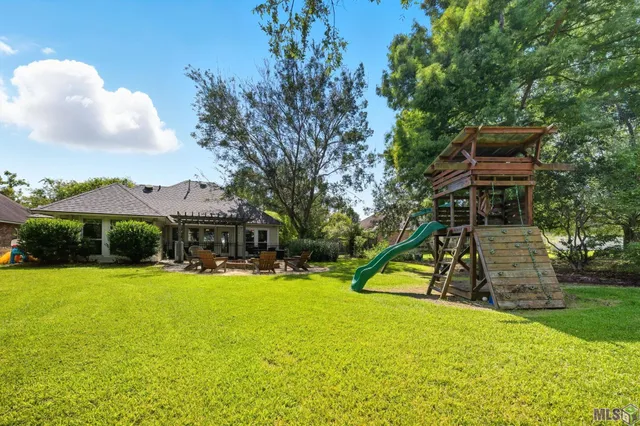 $368,900 | 10681 Hilltree Drive, Baton Rouge, LA 70810