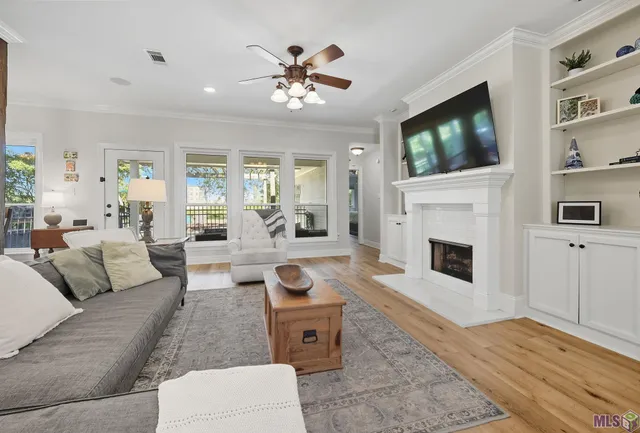 $368,900 | 10681 Hilltree Drive, Baton Rouge, LA 70810