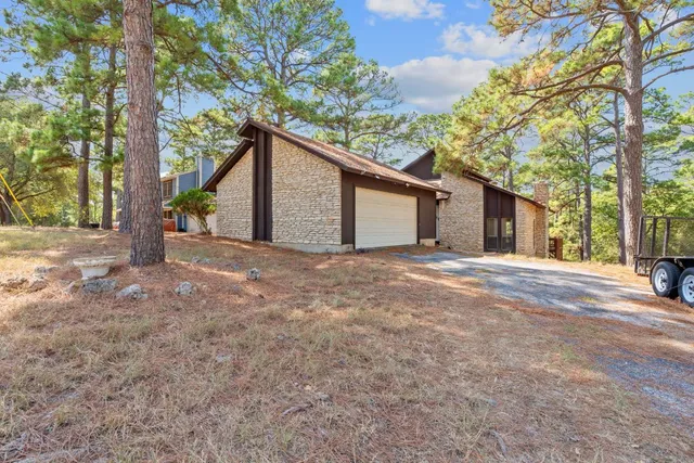 $341,000 | 188 Tahitian Drive, Bastrop, TX 78602