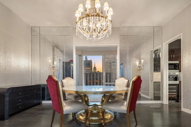 a picture of a wall with a white wall and a white wall