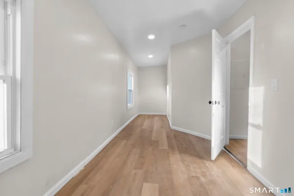 $1,900 | 26-28 Mc Lean Street, Unit 2, Hartford, CT 06114