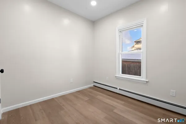 $1,900 | 26-28 Mc Lean Street, Unit 2, Hartford, CT 06114