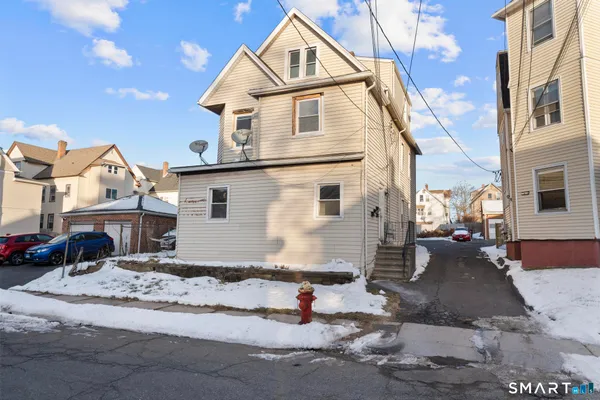 $1,900 | 26-28 Mc Lean Street, Unit 2, Hartford, CT 06114