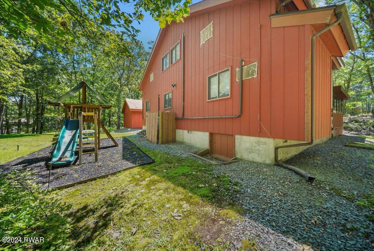 226 Maple Ridge Drive Hawley, PA 18428 - Photo 31 of 38
