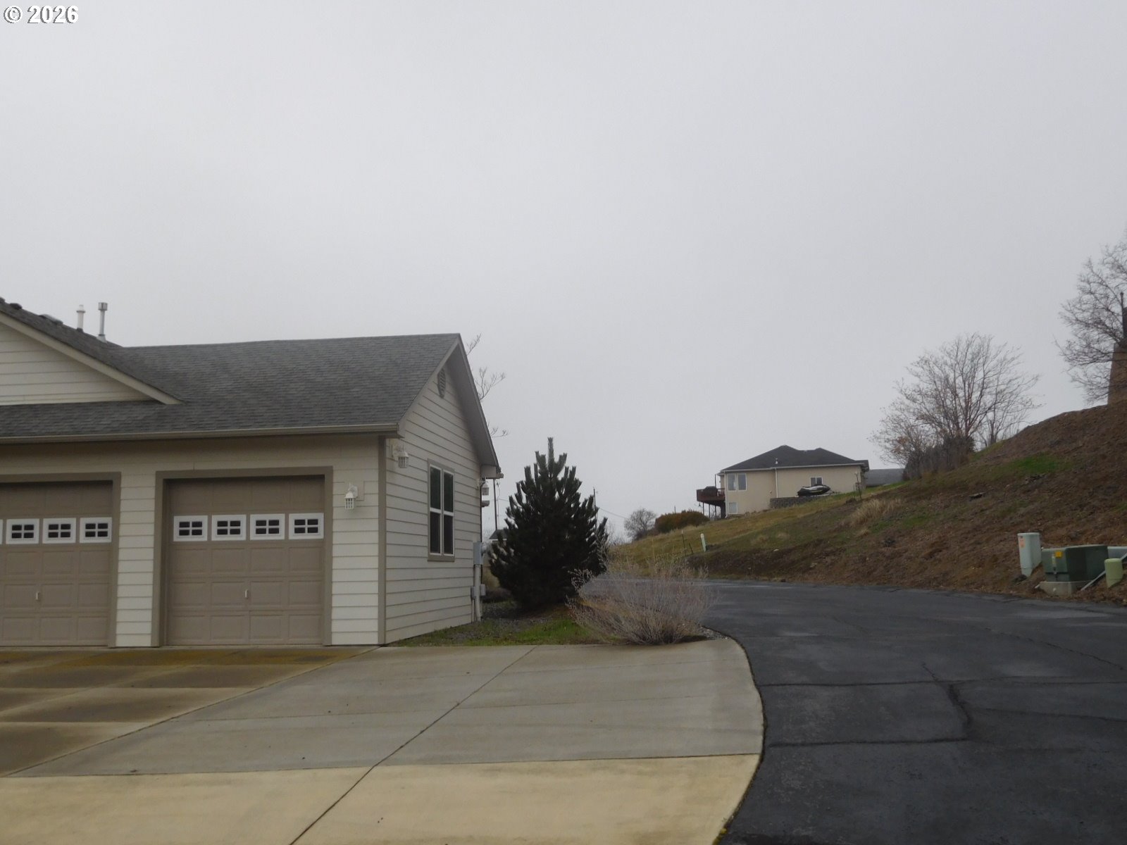 815 North Main Street Pendleton, OR 97801 - Photo 6 of 35 a view of outdoor space and yard