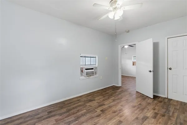 $1,125 | 127 East Walker Street, Denison, TX 75021